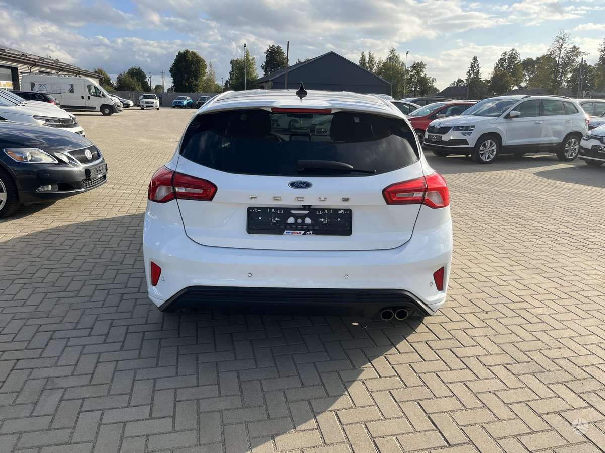 Ford Focus, 1.0 l., Хэтчбек