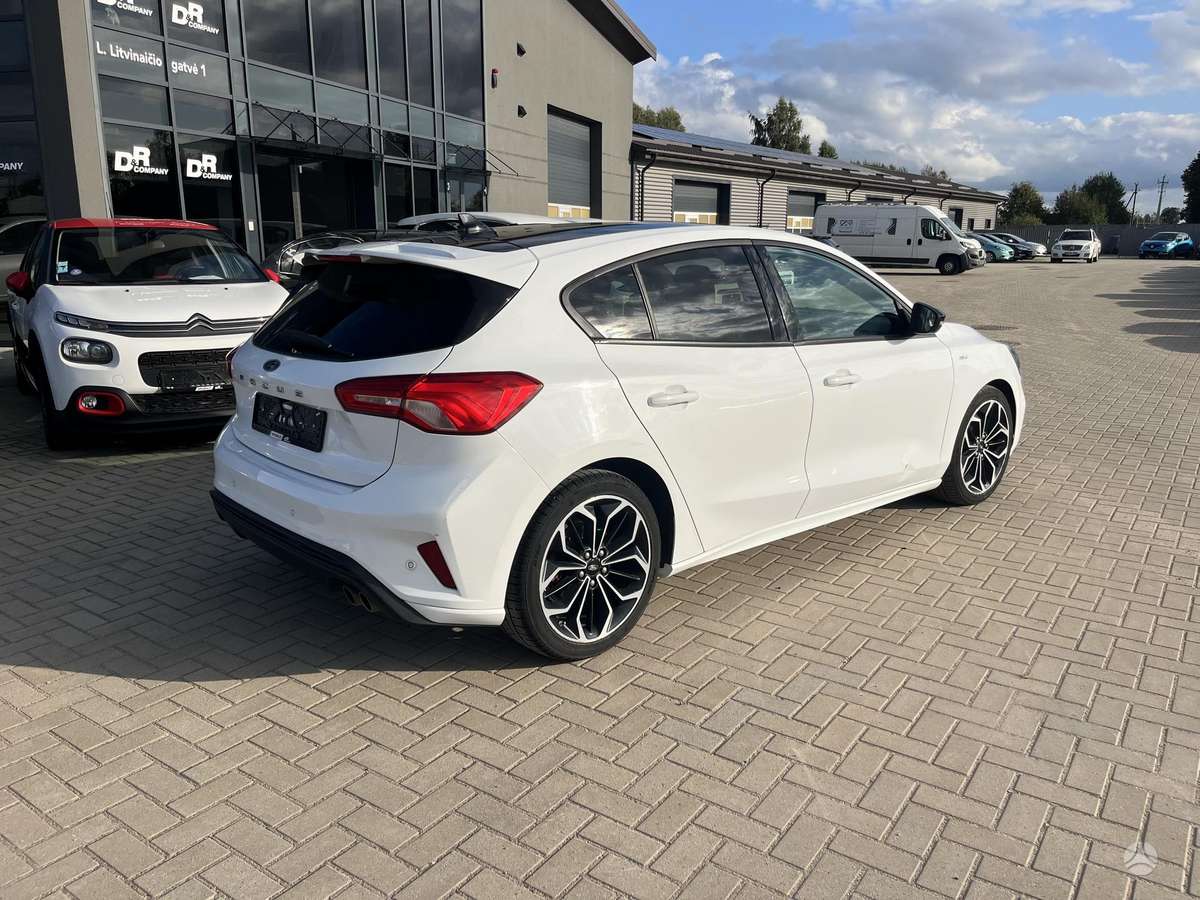 Ford Focus, 1.0 l., Хэтчбек