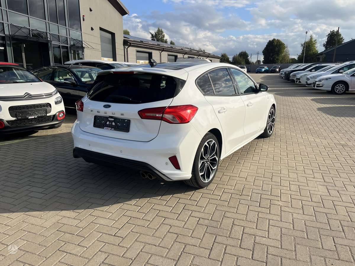 Ford Focus, 1.0 l., Хэтчбек