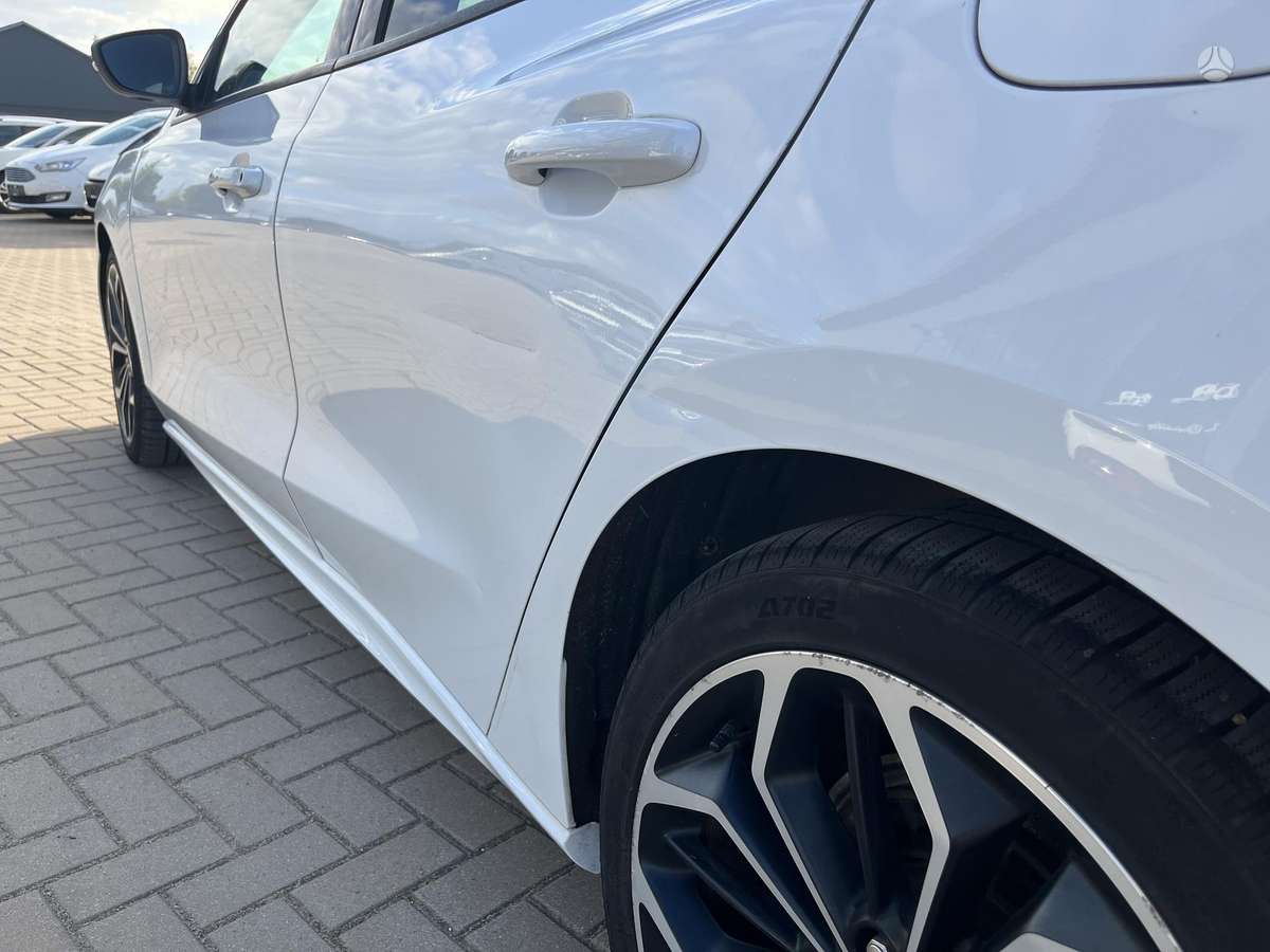 Ford Focus, 1.0 l., Хэтчбек