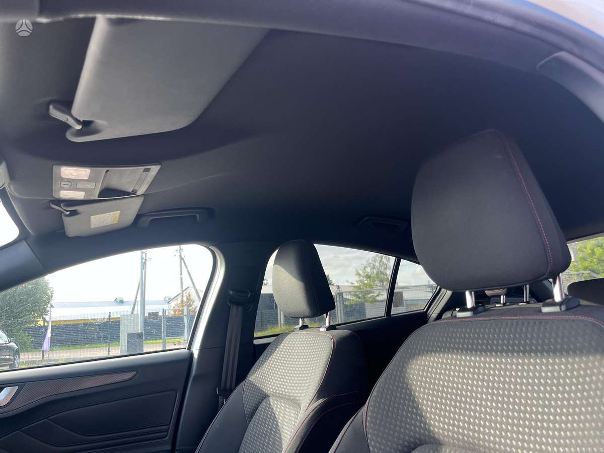 Ford Focus, 1.0 l., Хэтчбек