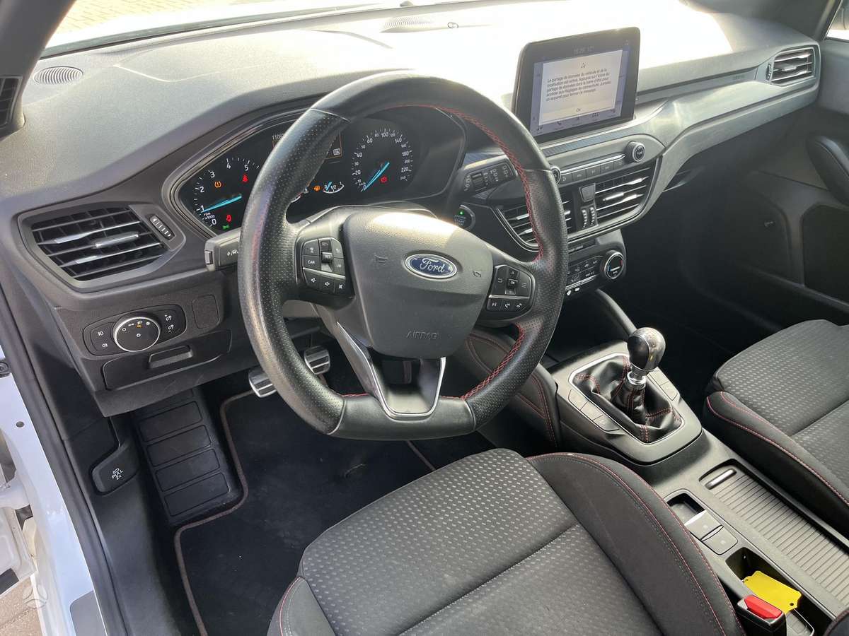 Ford Focus, 1.0 l., Хэтчбек