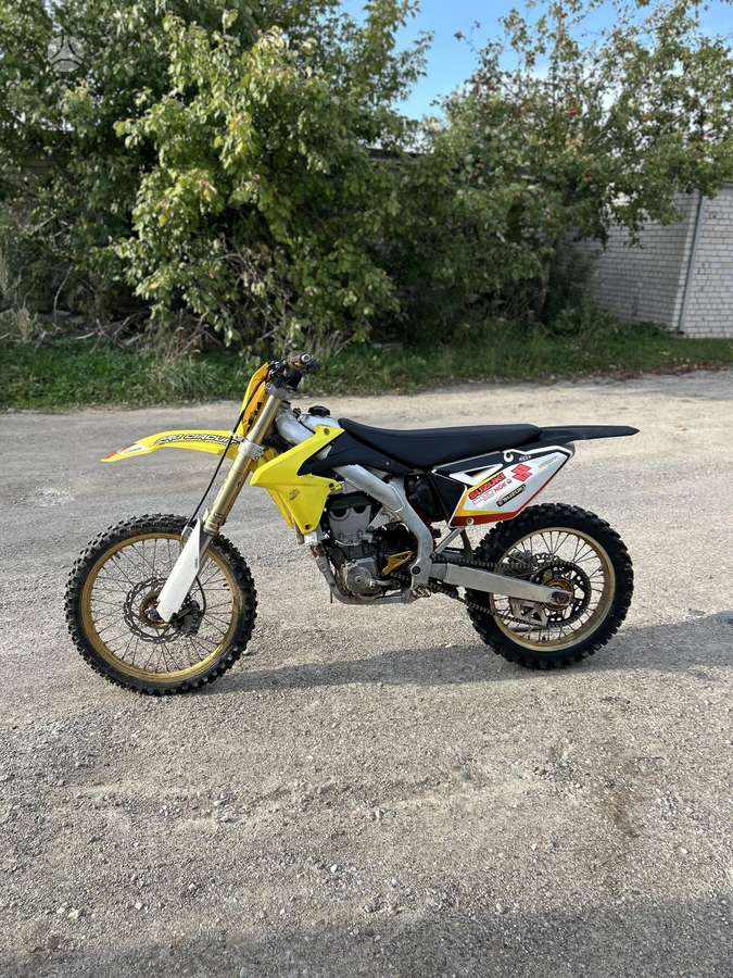 Suzuki RMZ 450cc, motocross