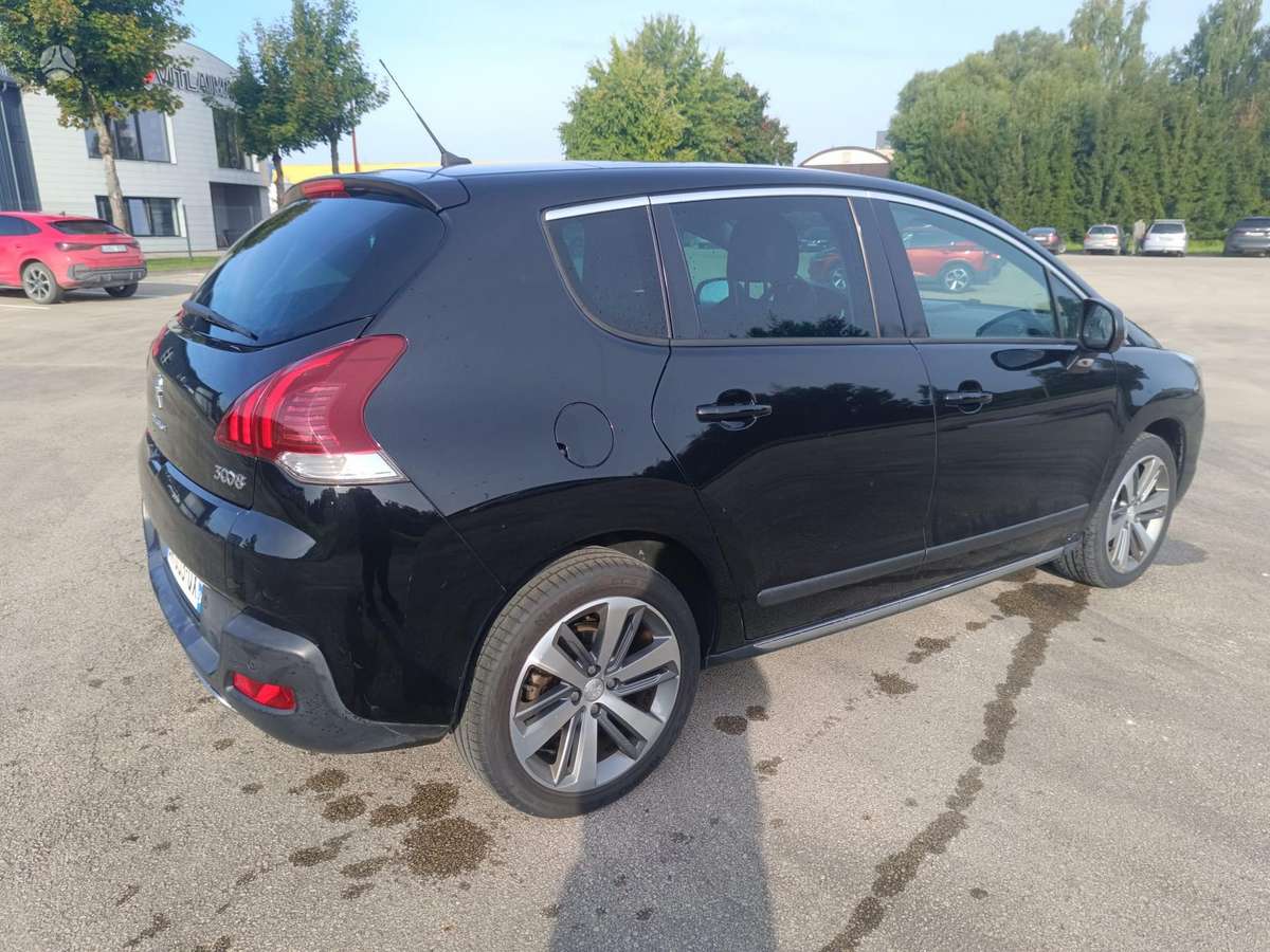 Peugeot 3008 - 11