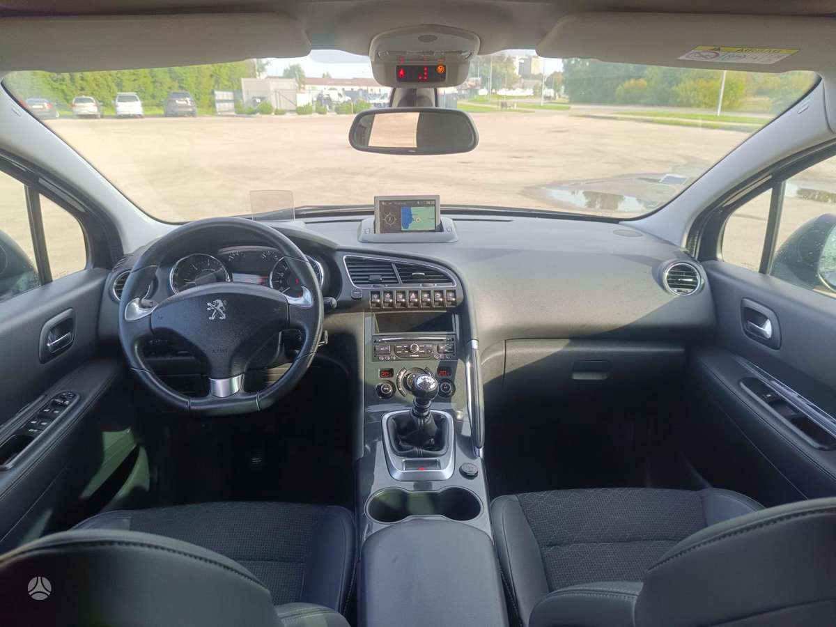 Peugeot 3008 - 12