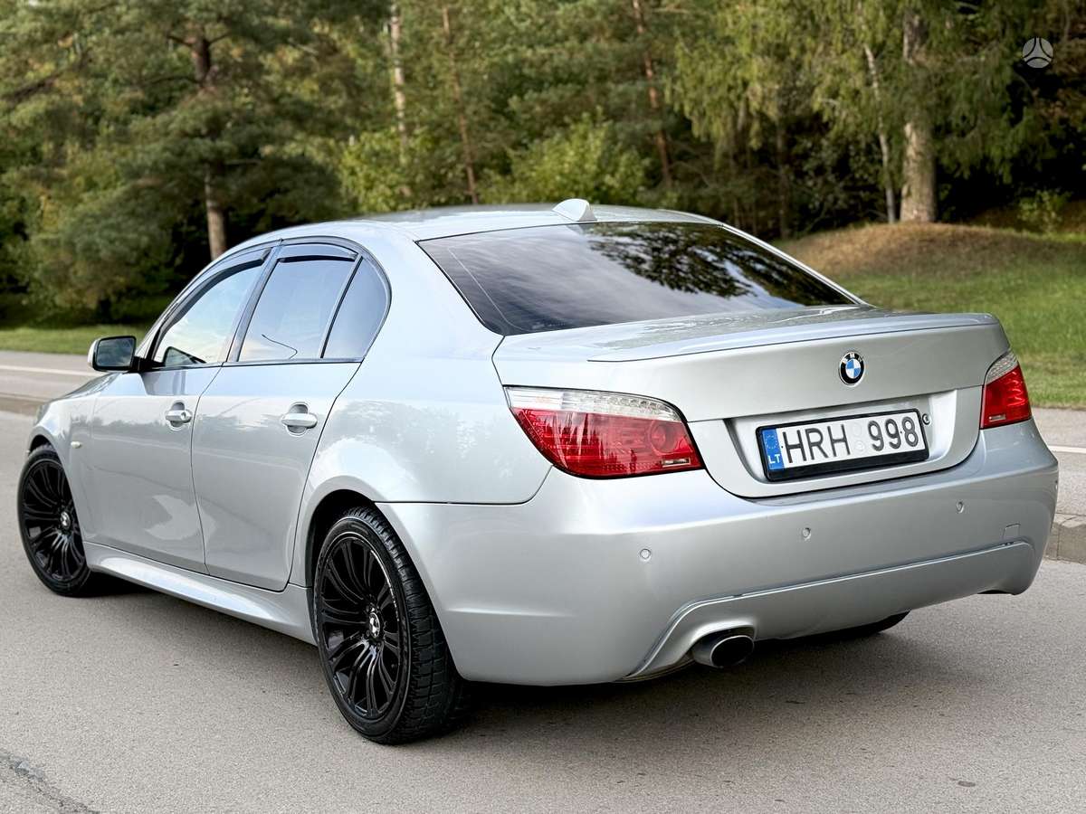 BMW 520, 2.0 l., Седан