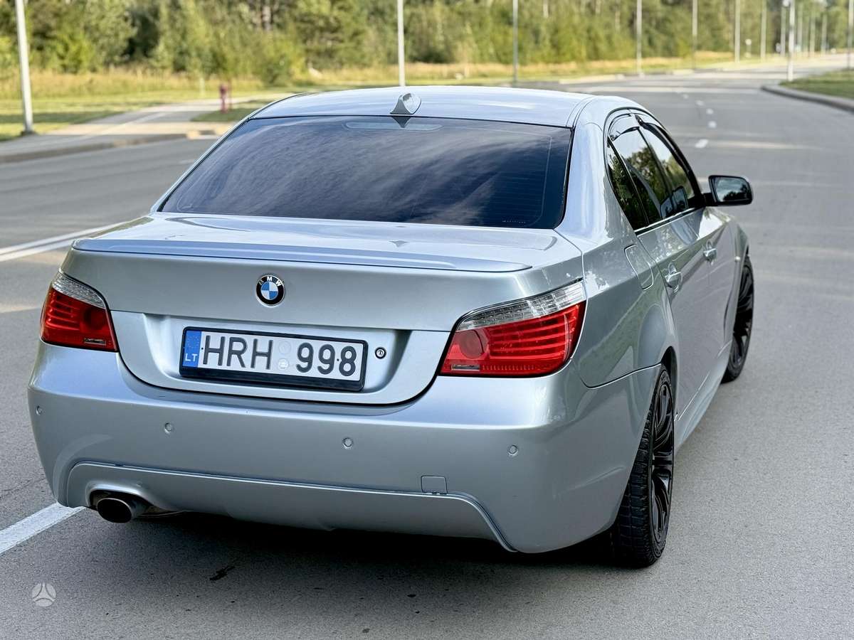BMW 520, 2.0 l., Седан