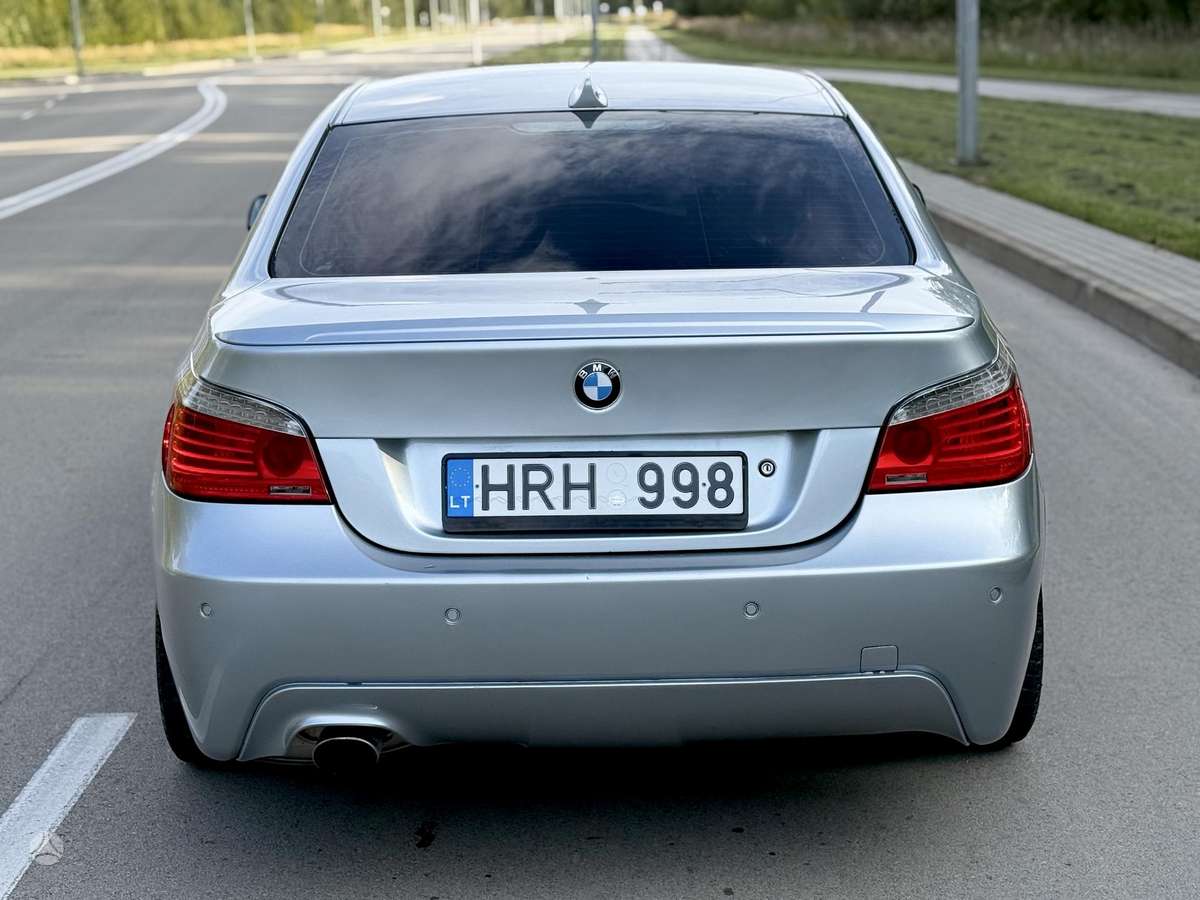 BMW 520, 2.0 l., Седан