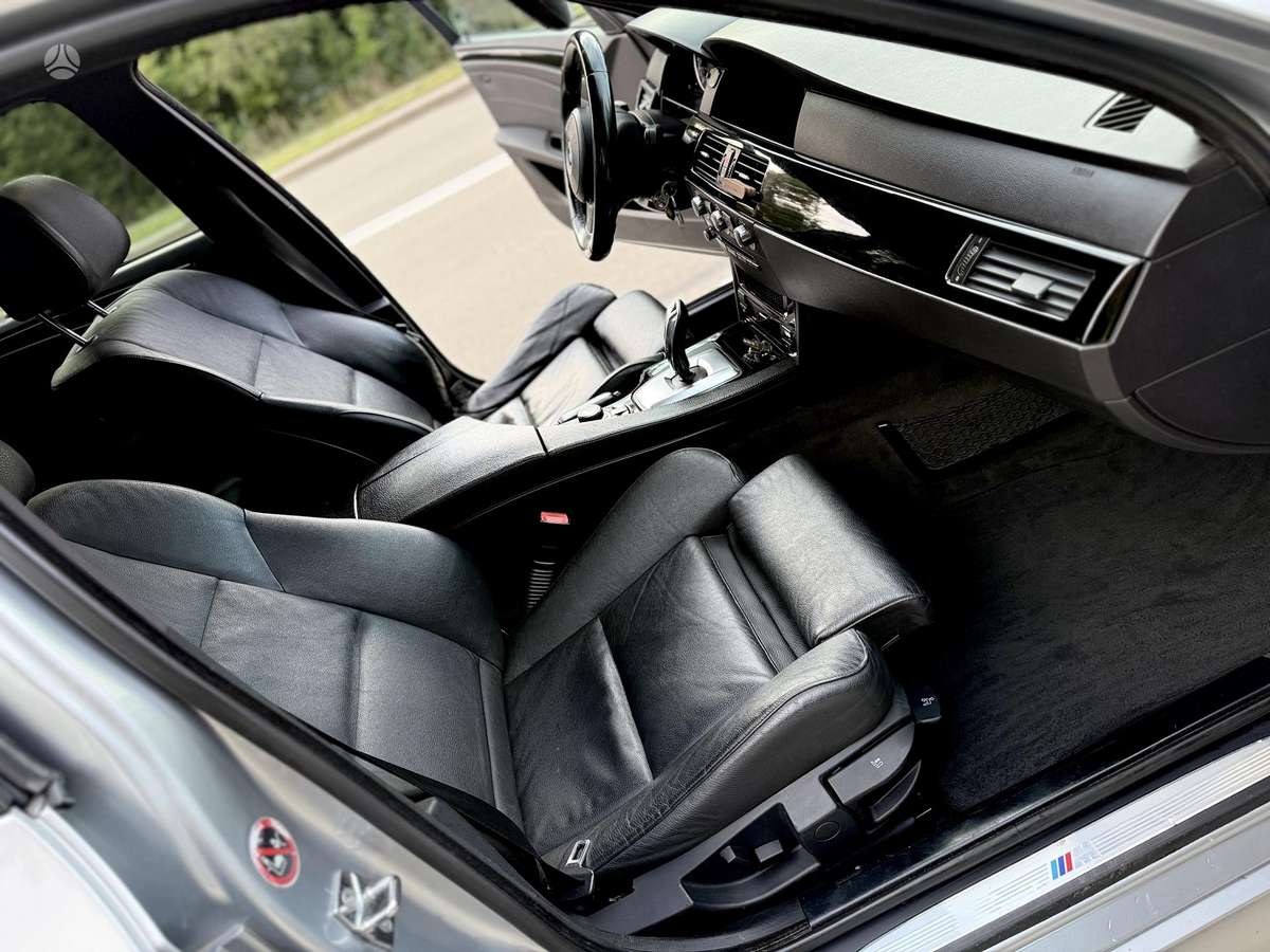 BMW 520, 2.0 l., Седан