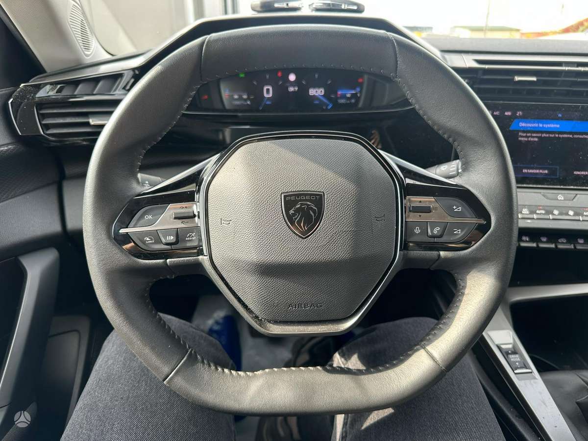 Peugeot 308, 1.2 l., Универсал