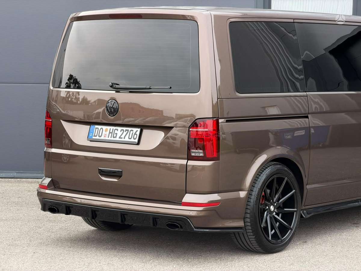 Volkswagen Caravelle - 8