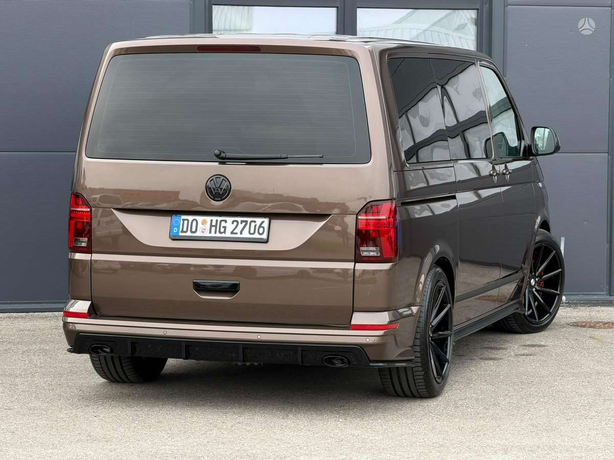 Volkswagen Caravelle - 9