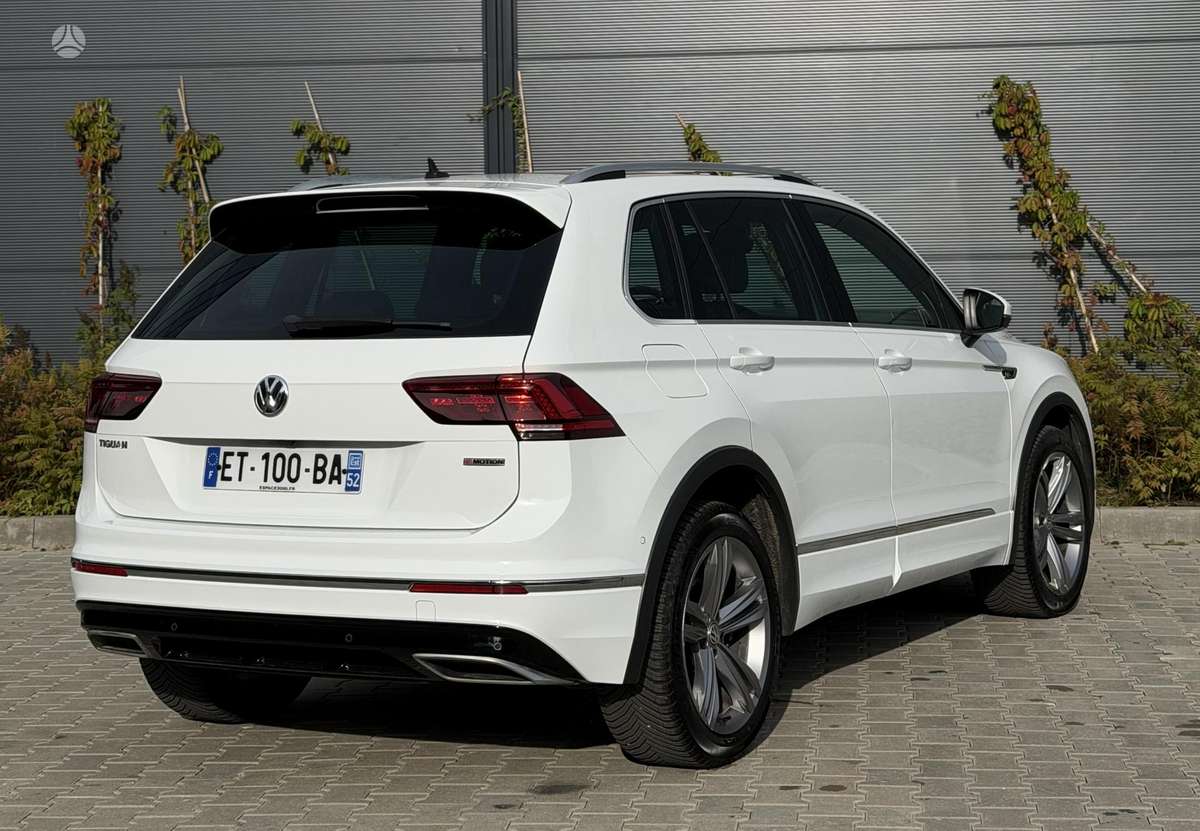 Volkswagen Tiguan - 4