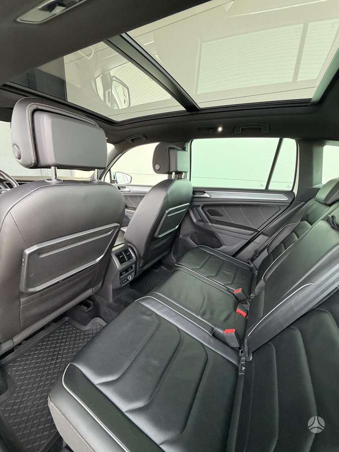 Volkswagen Tiguan - 8
