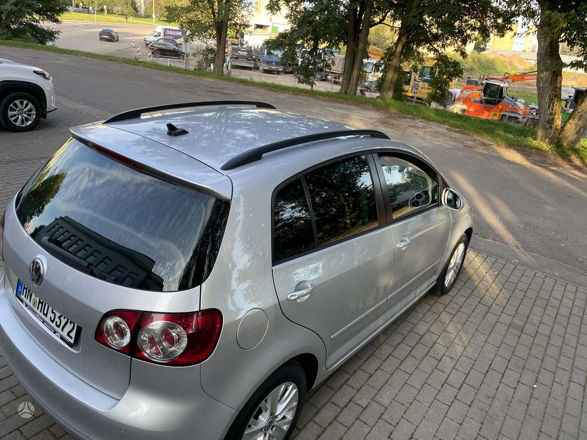 Volkswagen Golf Plus - 10