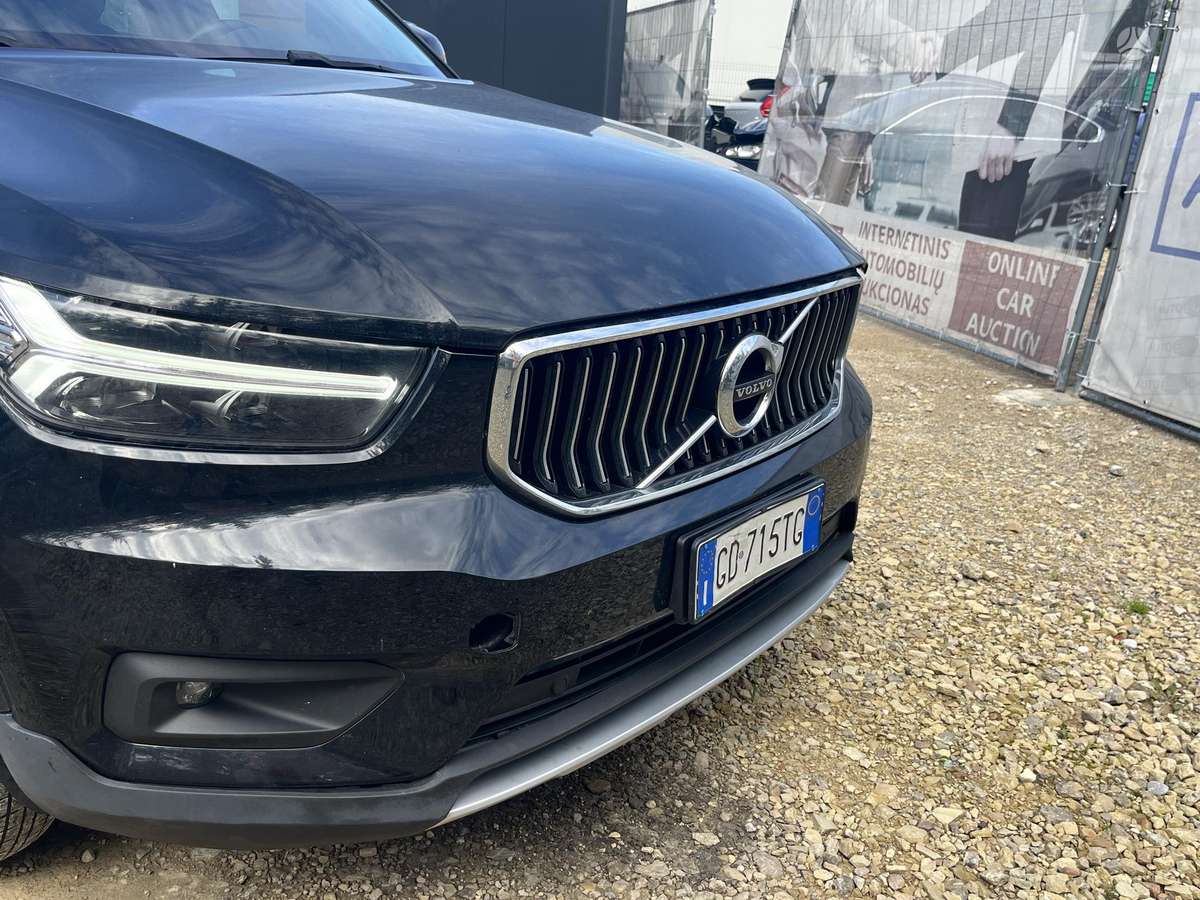 Volvo XC40 - 2