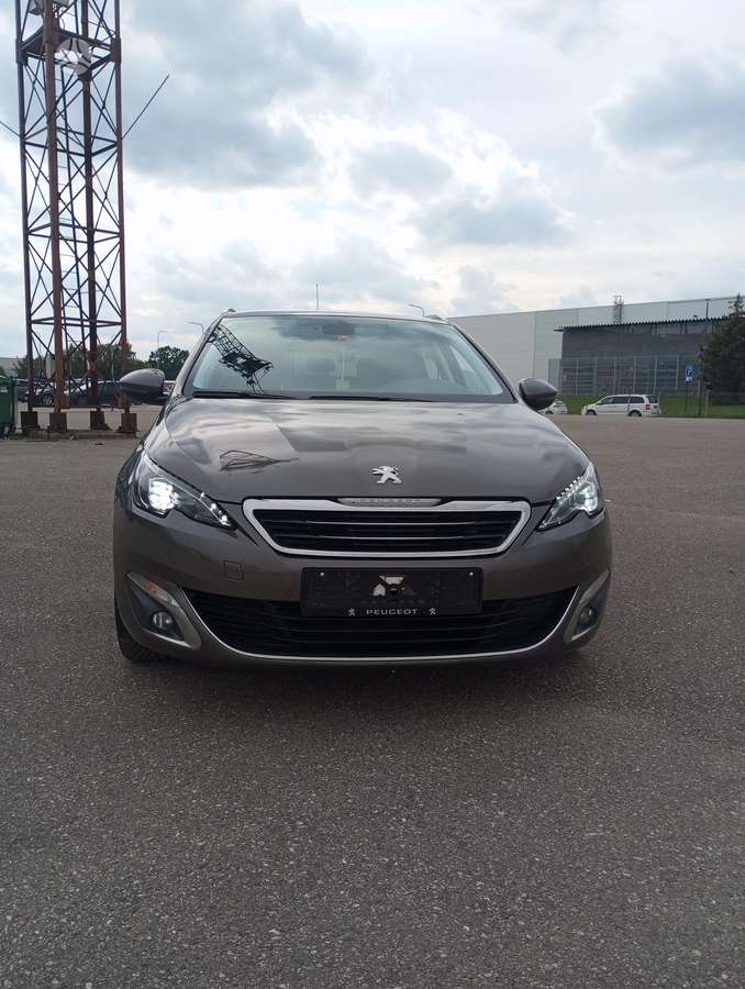 Peugeot 308 - 3