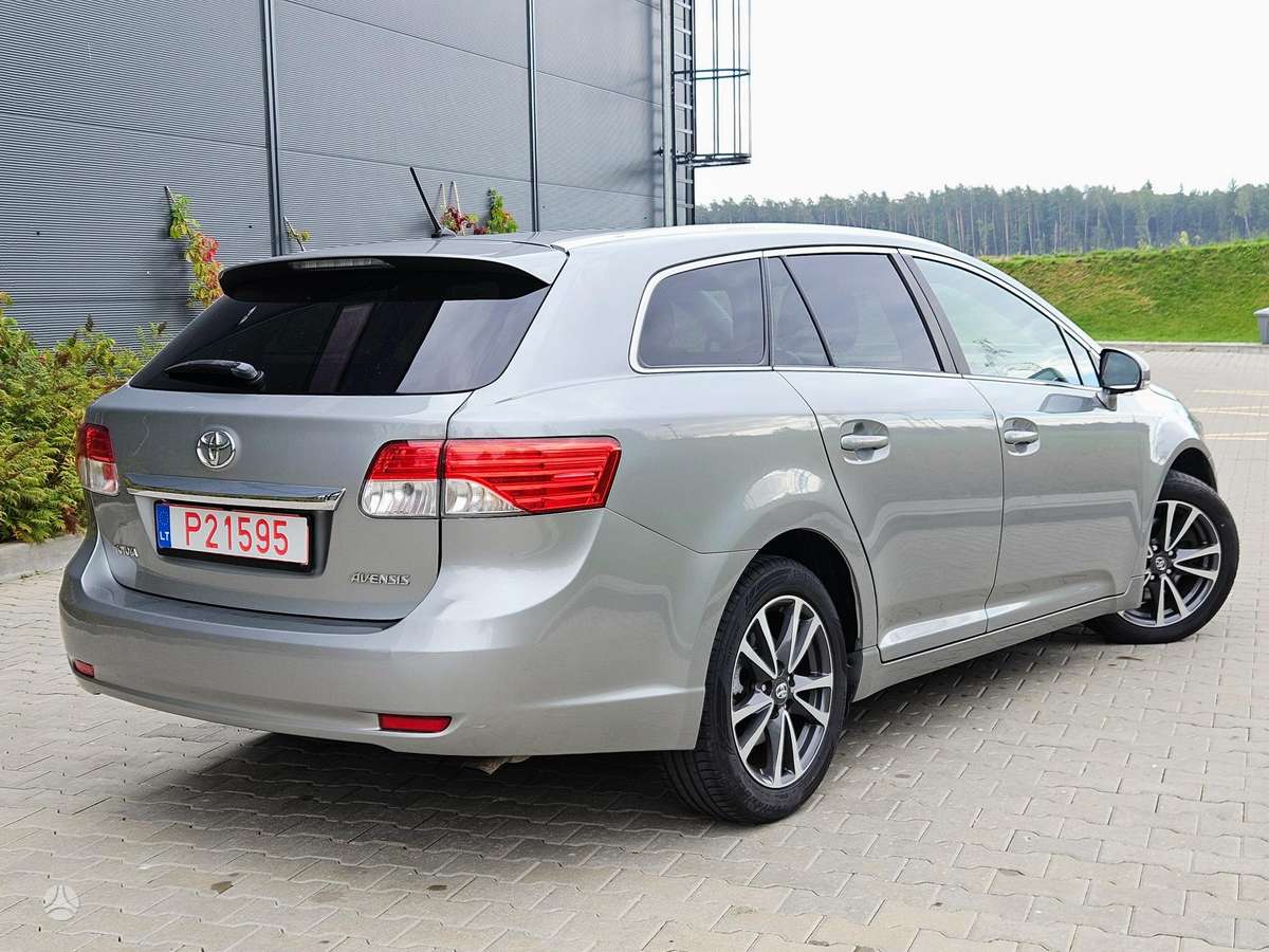 Toyota Avensis - 3