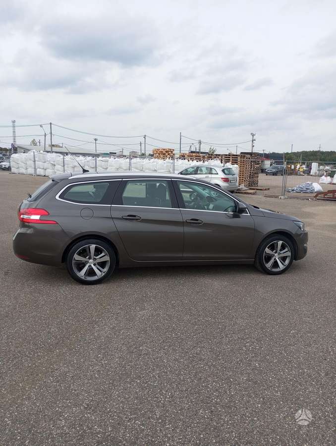Peugeot 308 - 6