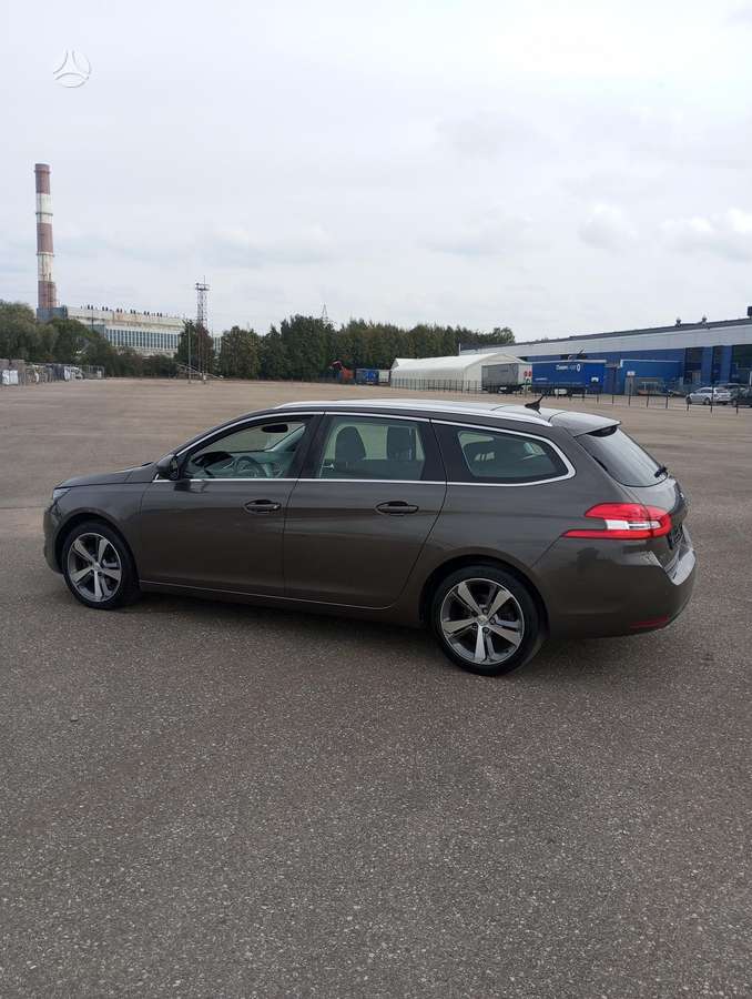 Peugeot 308 - 7