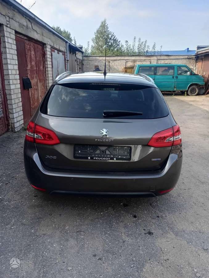 Peugeot 308 - 10