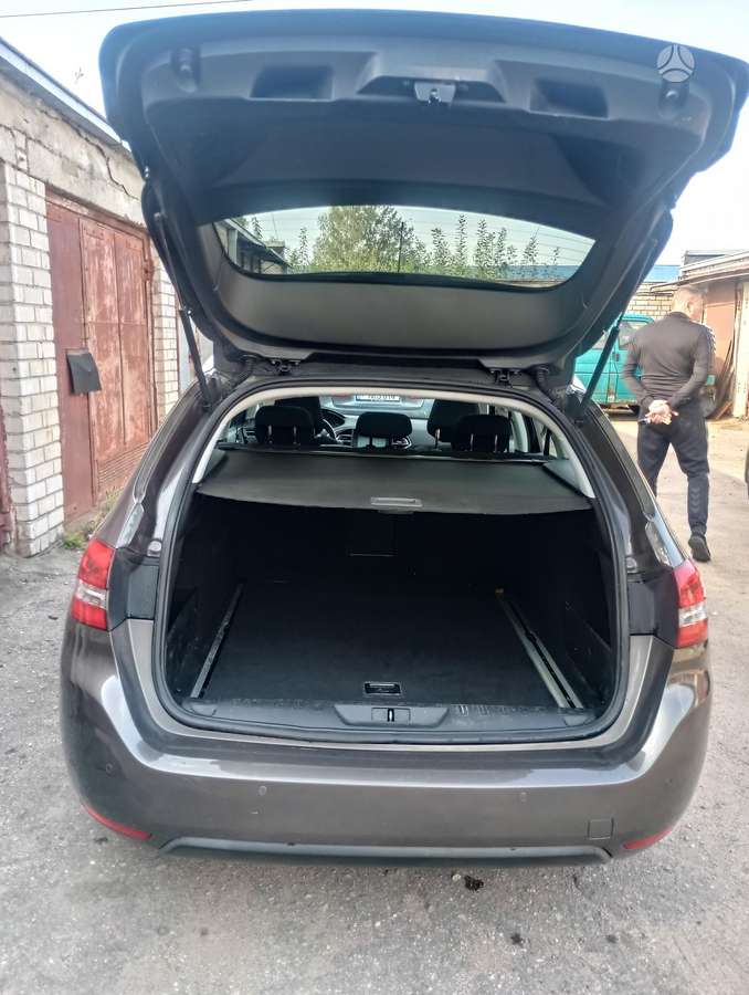 Peugeot 308 - 11