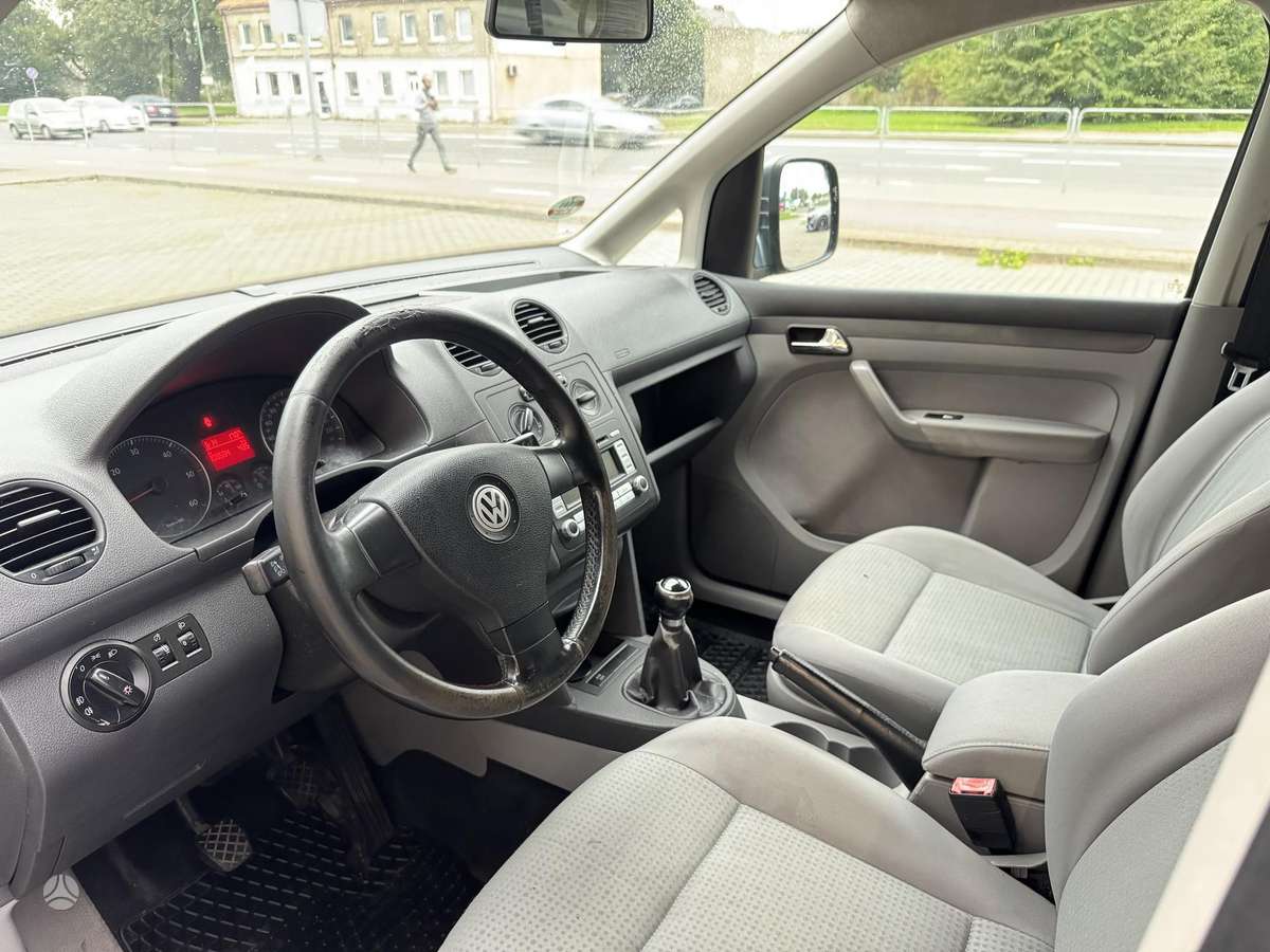 Volkswagen Caddy - 11
