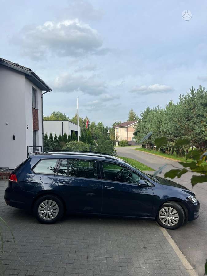 Volkswagen Golf - 3