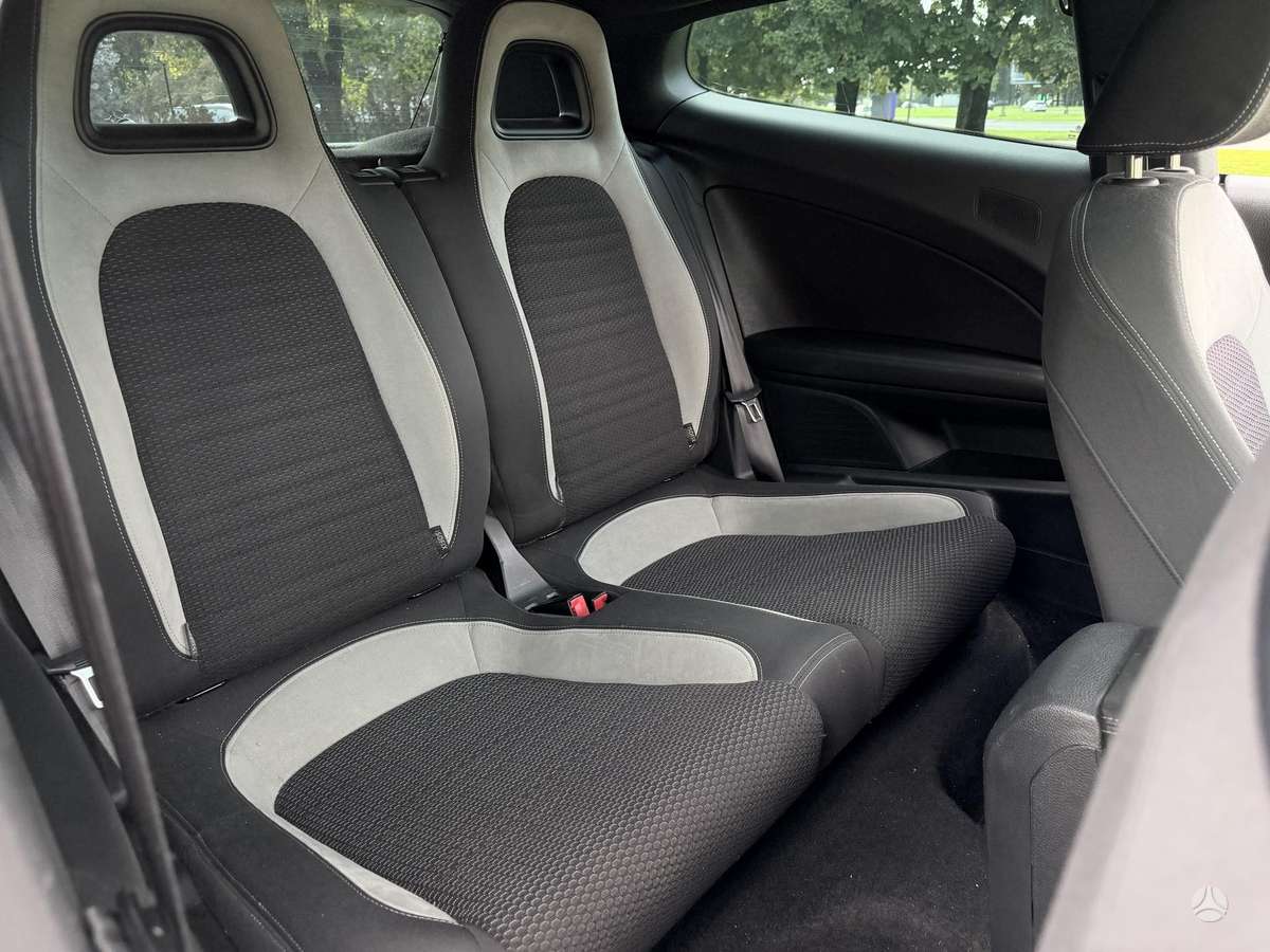Volkswagen Scirocco, 2.0 l., hatchback