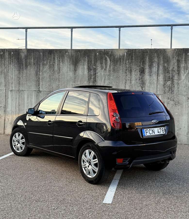 Ford Fiesta - 3