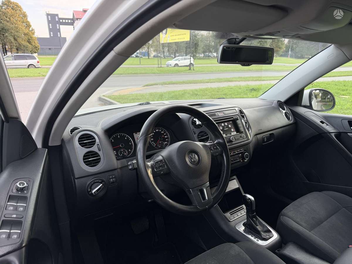 Volkswagen Tiguan - 7