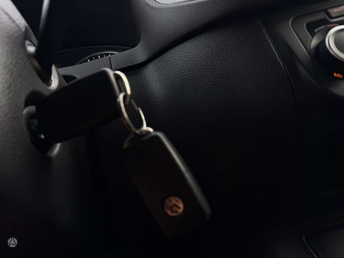 Volkswagen Tiguan - 9
