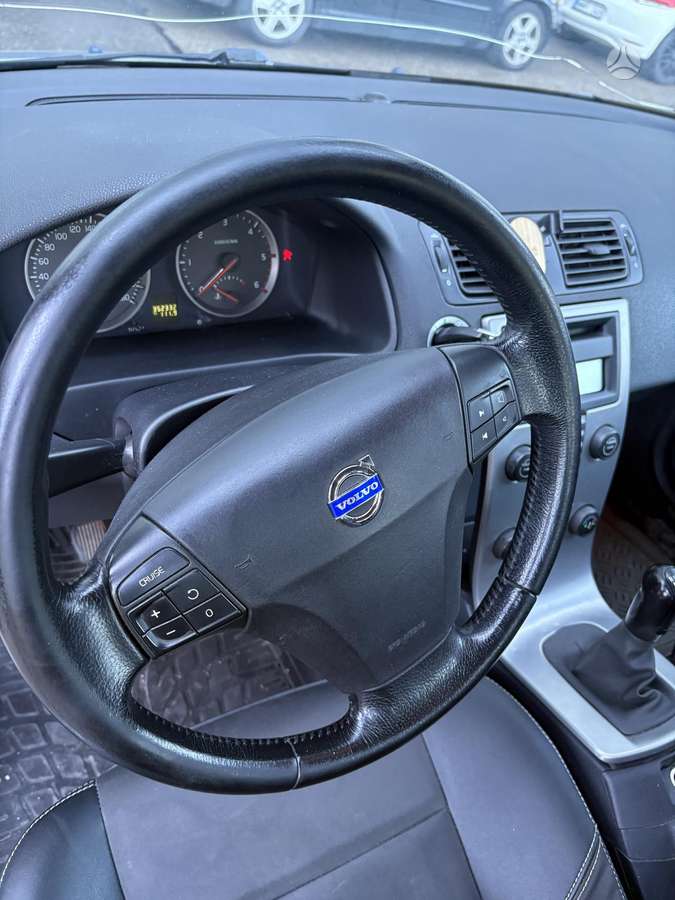 Volvo V50 - 12