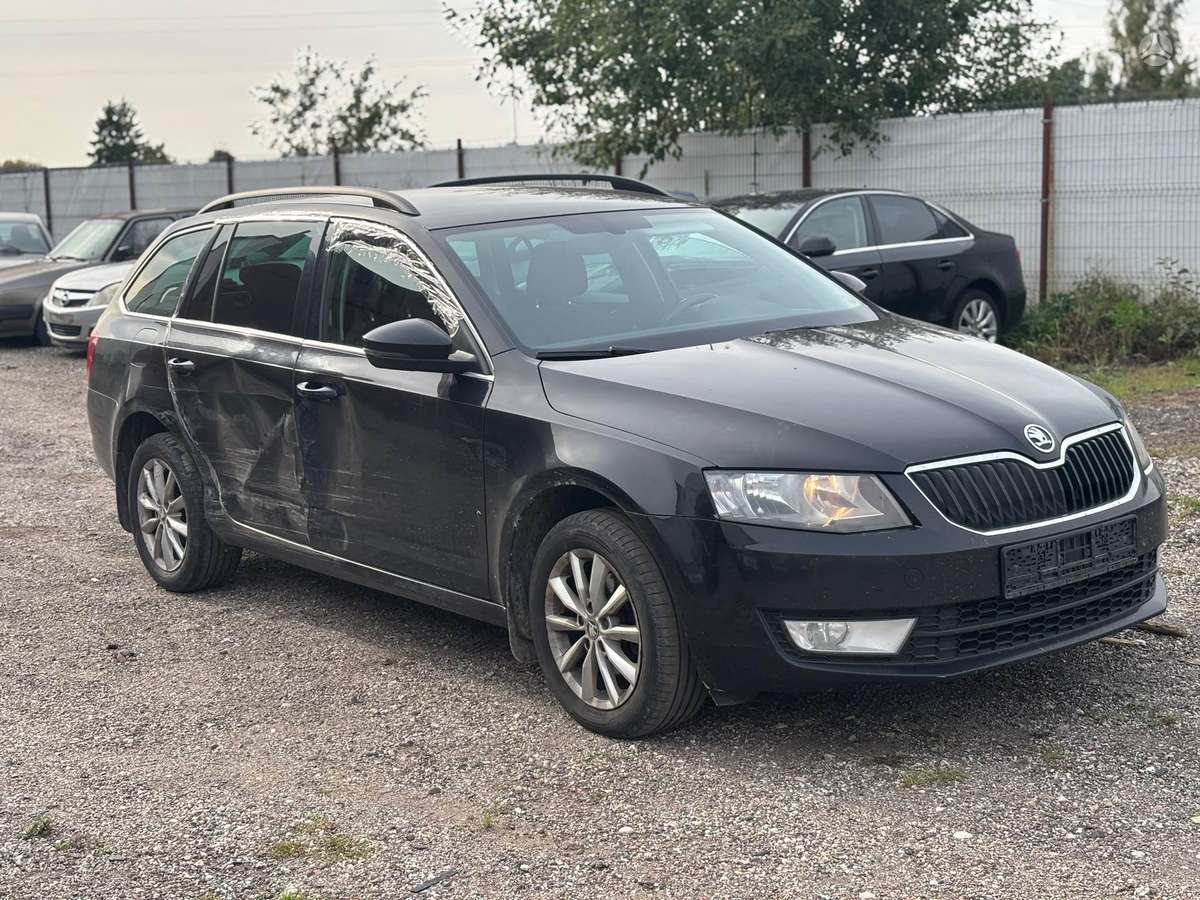 Skoda Octavia 37068366700