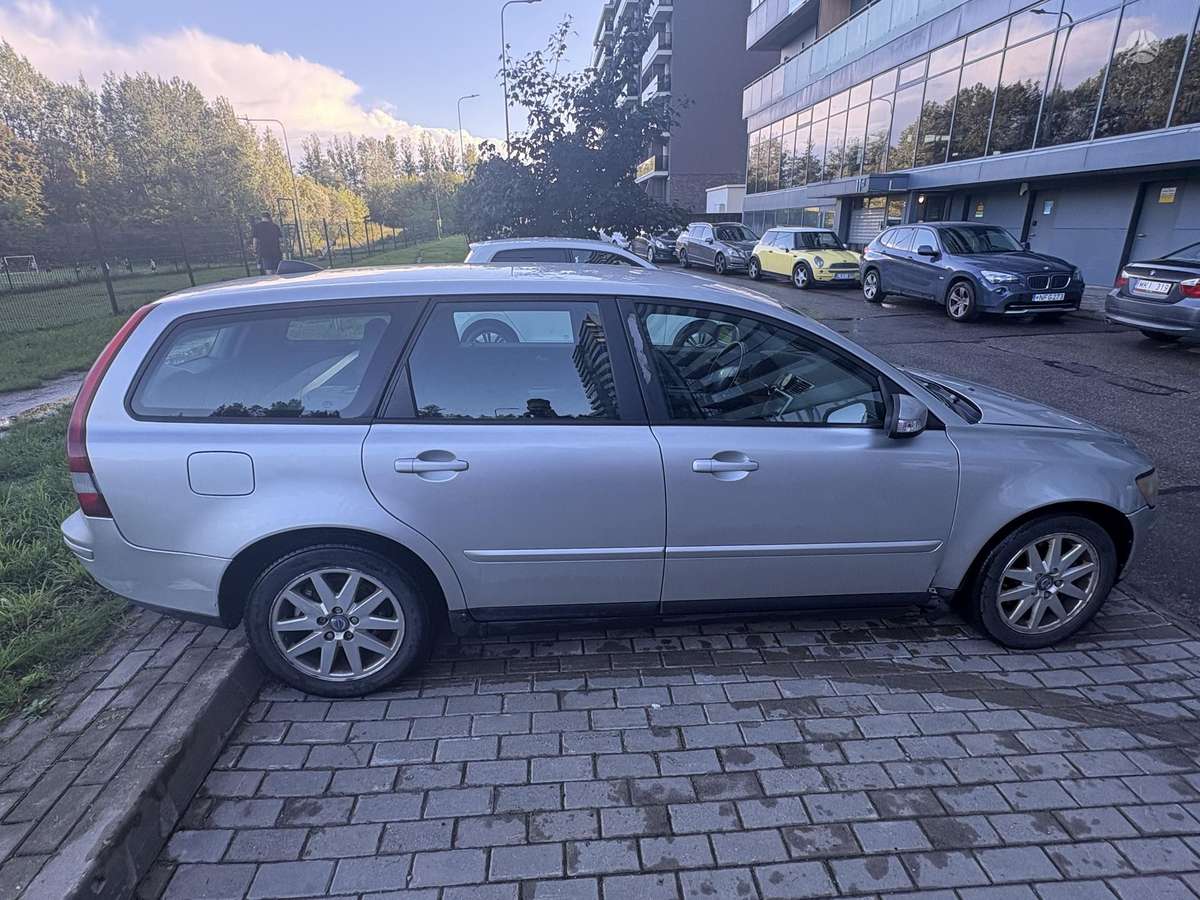 Volvo V50 - 6