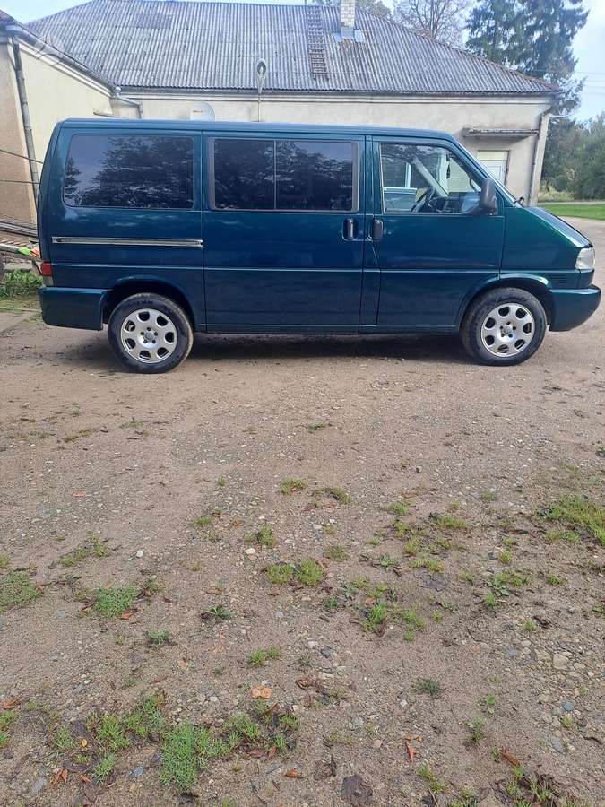 Volkswagen Multivan - 4