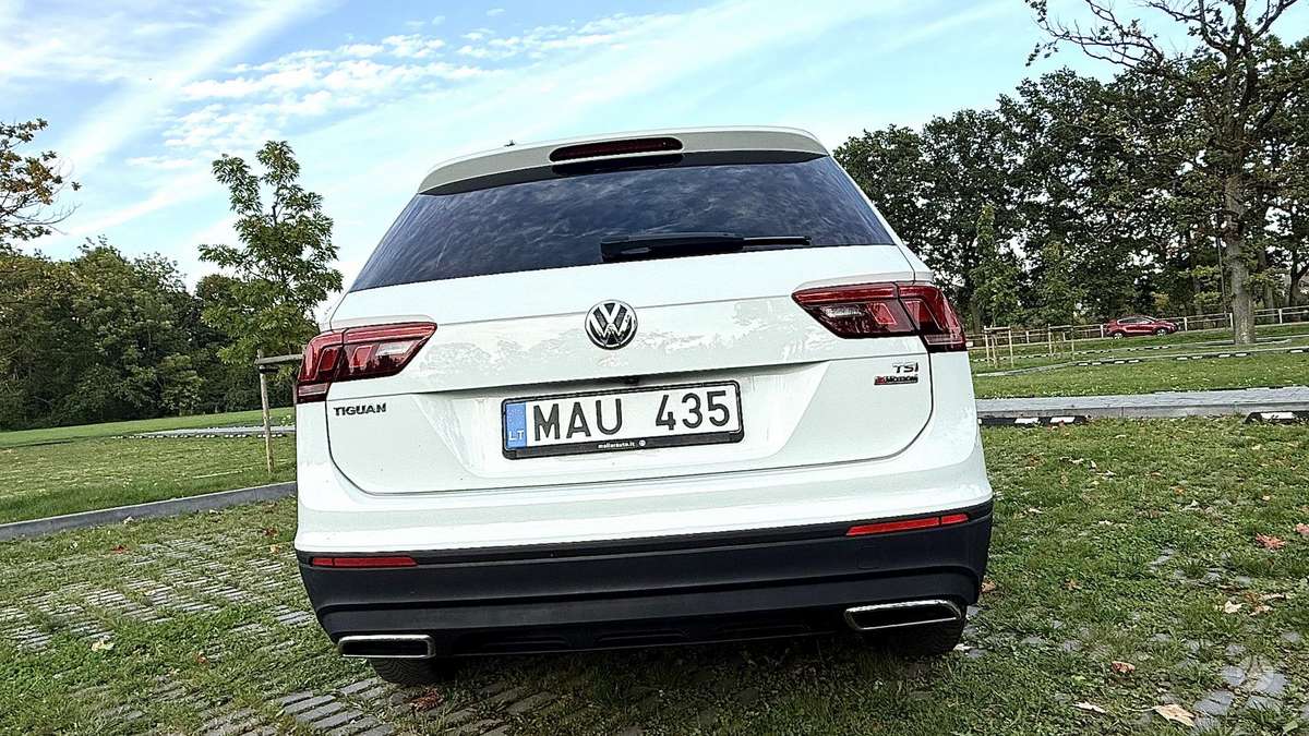 Volkswagen Tiguan - 5