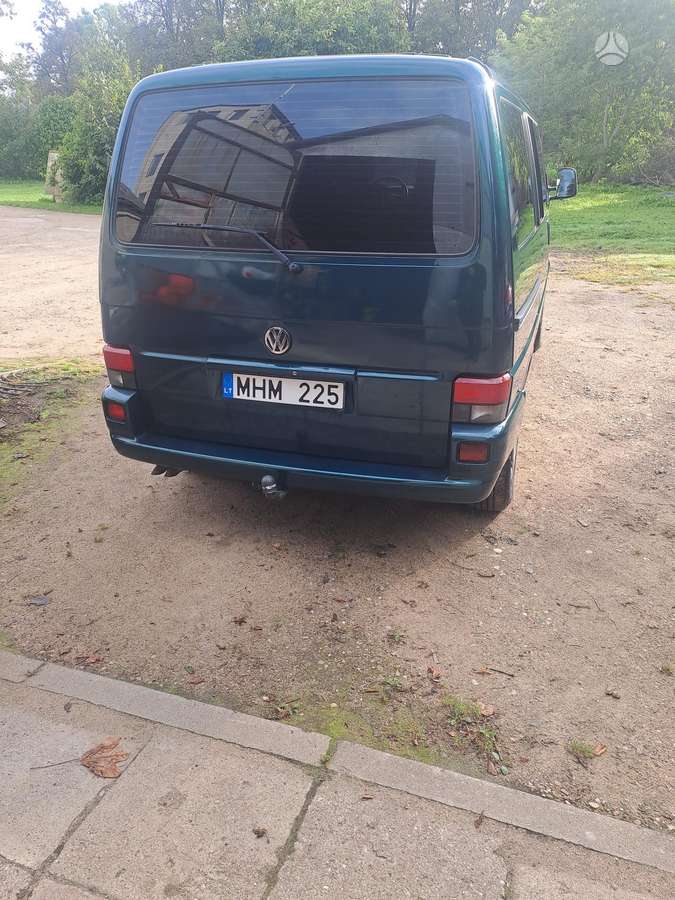 Volkswagen Multivan - 5
