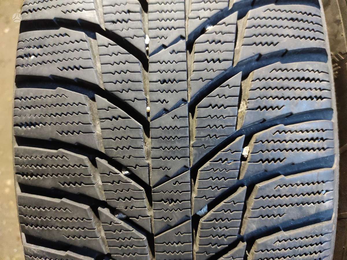 Semperit UniversaliosZiemines, žieminės 235/60 R18