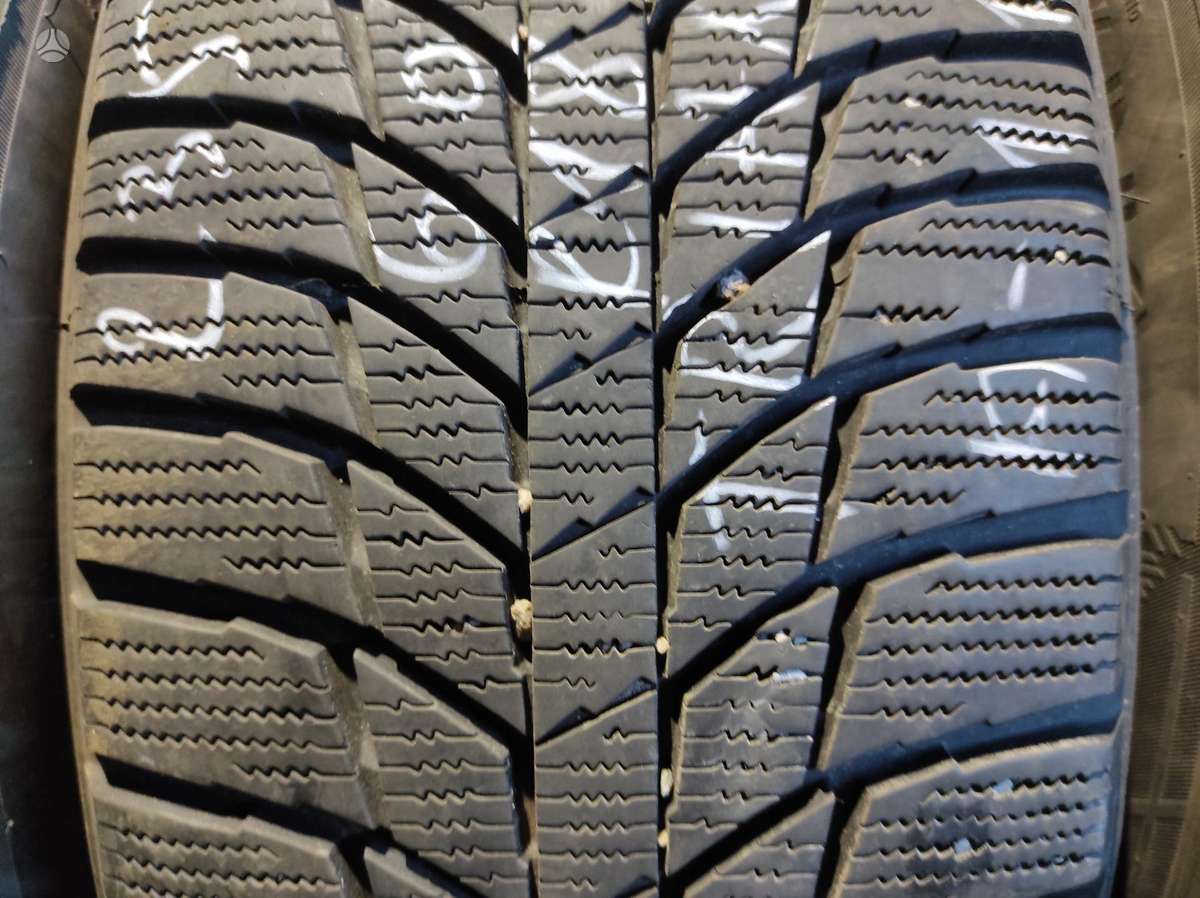 Semperit UniversaliosZiemines, winter 235/60 R18