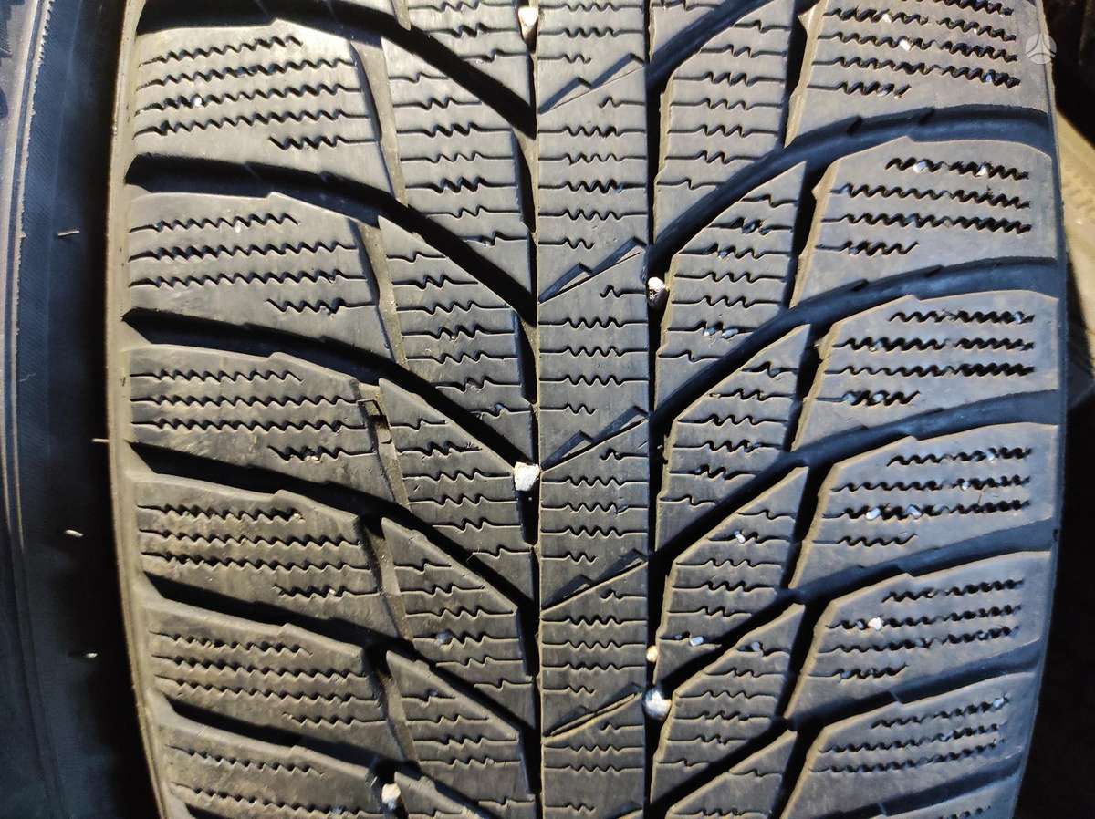 Semperit UniversaliosZiemines, winter 235/60 R18