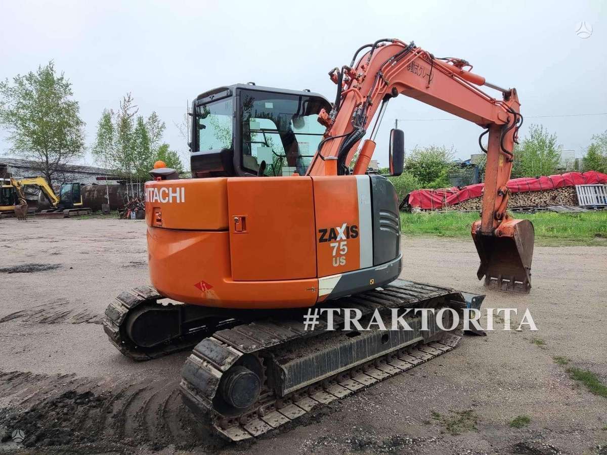 Hitachi ZAXIS 3018 moto/h, экскаваторы