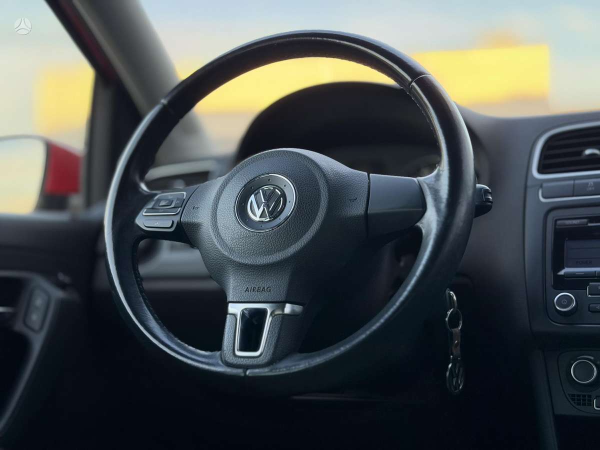 Volkswagen Polo - 10
