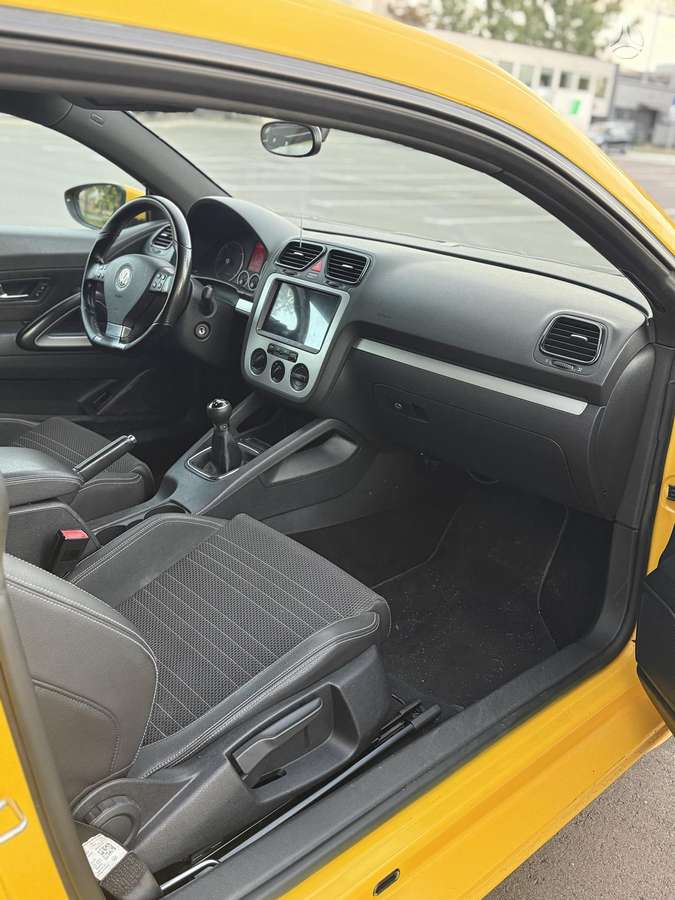 Volkswagen Scirocco, 2.0 l., hatchback