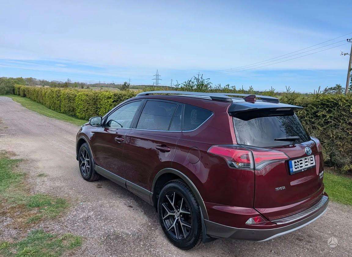 Toyota RAV4 - 2