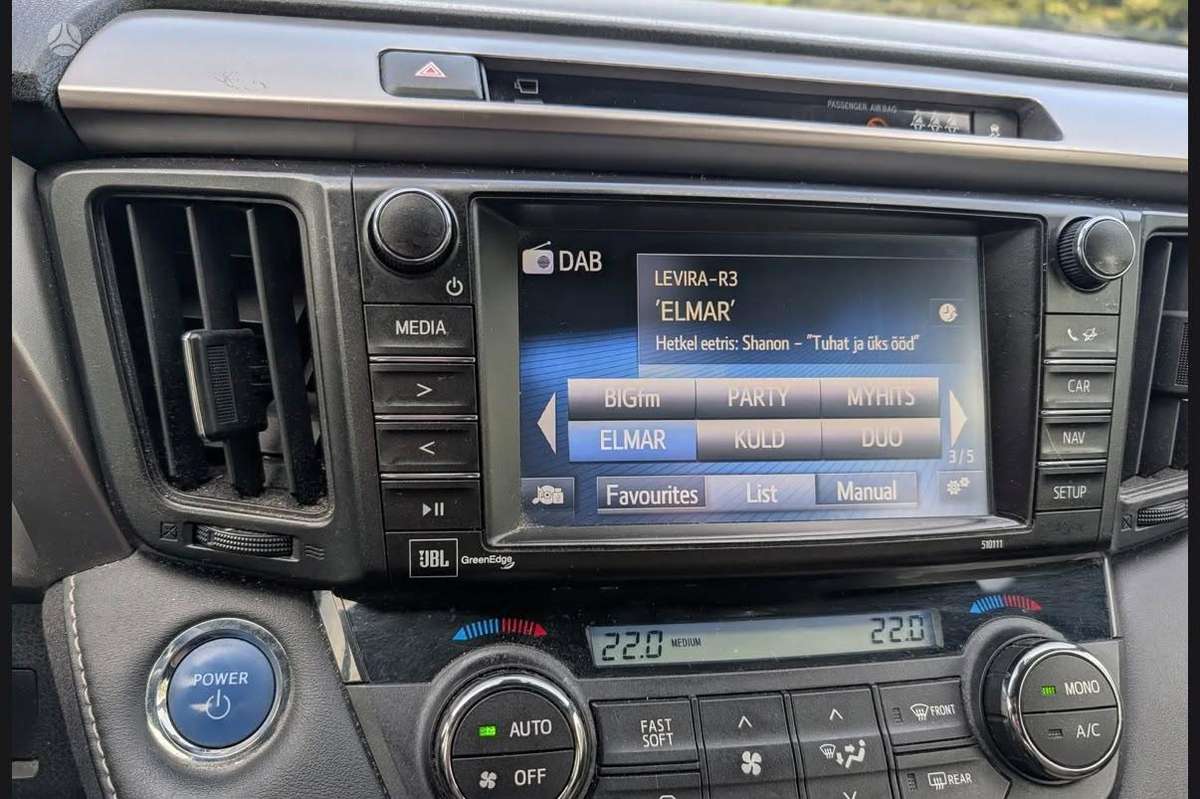 Toyota RAV4 - 10