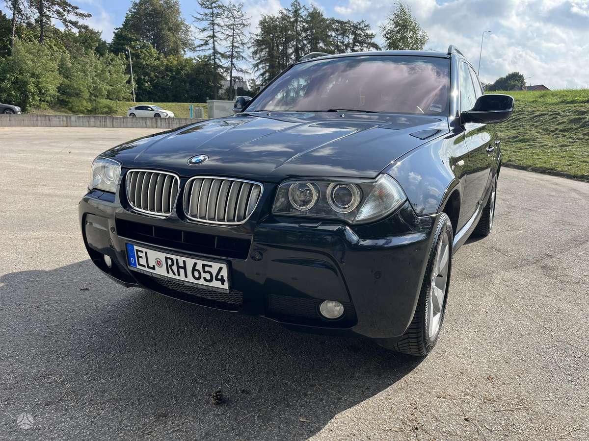 BMW X3, off-road / crossover