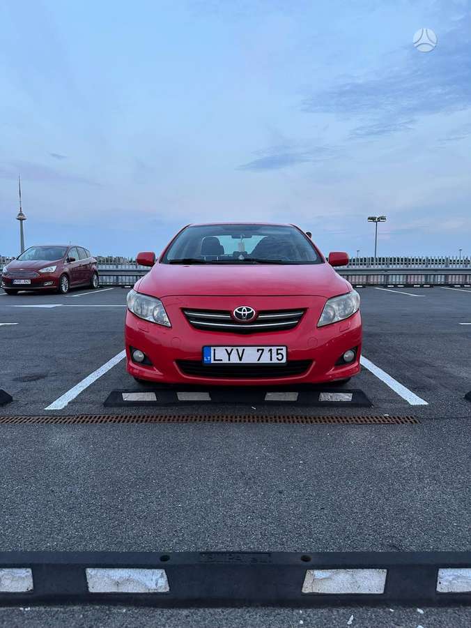 Toyota Corolla - 4