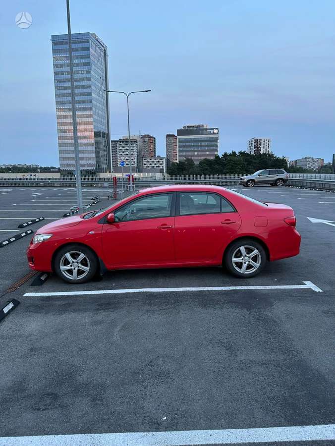 Toyota Corolla - 5