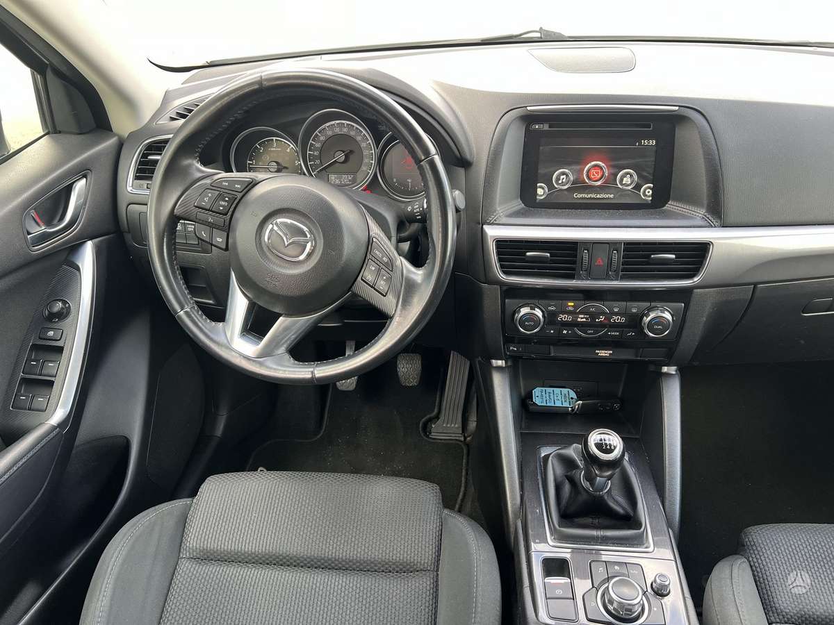 Mazda CX-5, 2.2 l., off-road / crossover